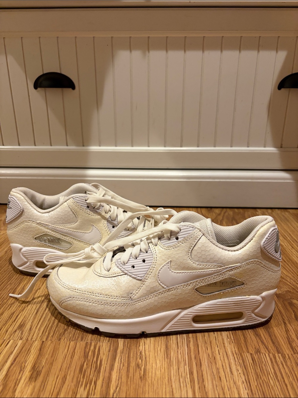 Nike Cream and White Women's Air Max Style Athletic Sneakers
